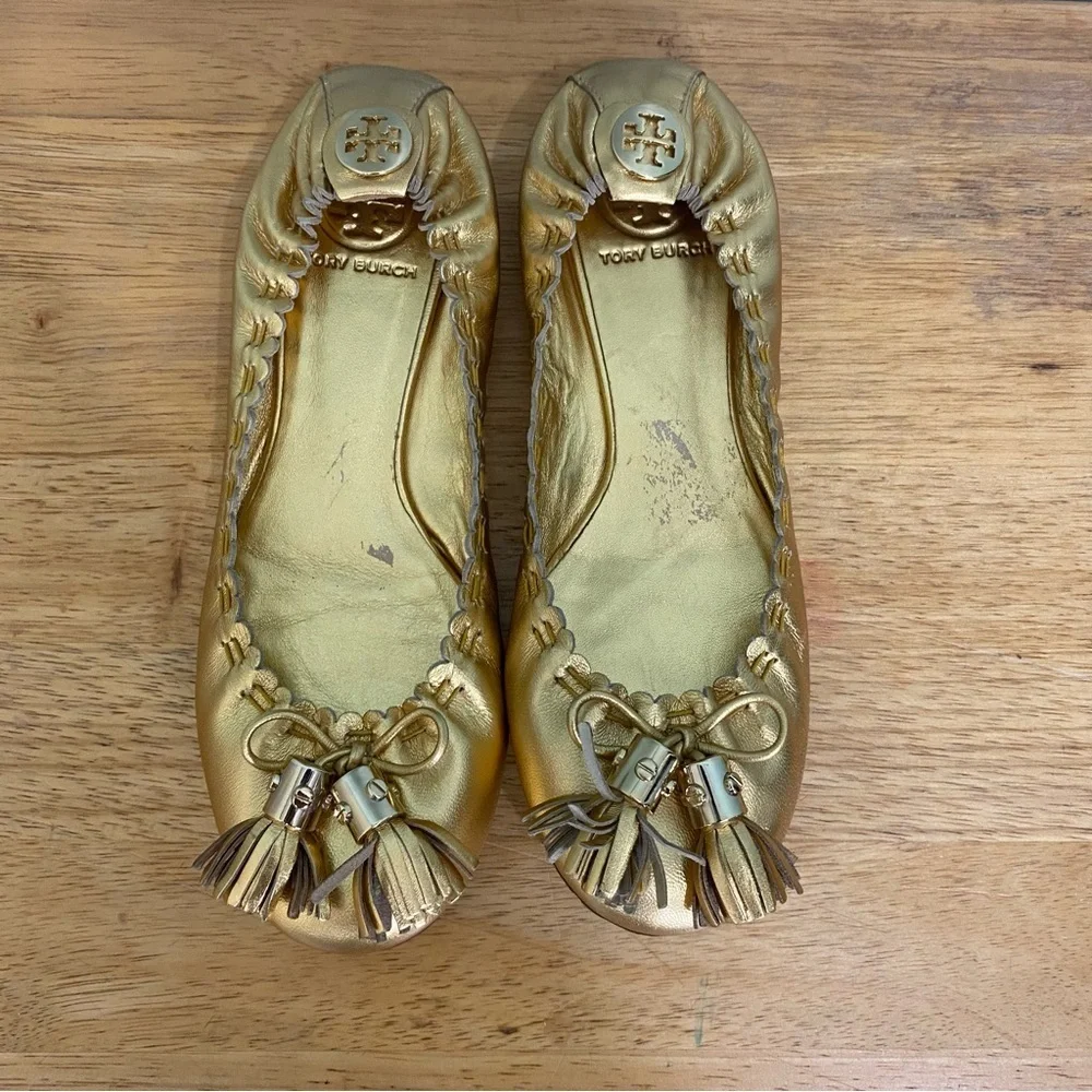 Tory‎ Burch Gold Metallic Tassel Leather Ballet Flats Sz 7.5